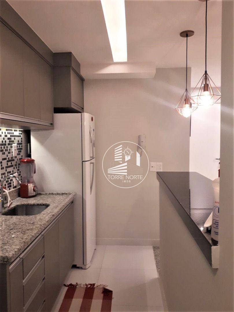 Apartamento à venda com 2 quartos, 65m² - Foto 13