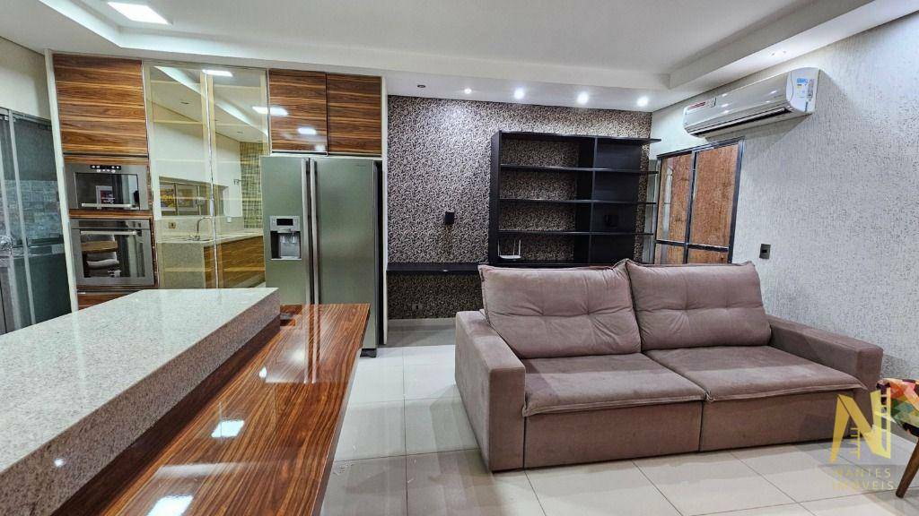 Casa à venda com 2 quartos, 125m² - Foto 1