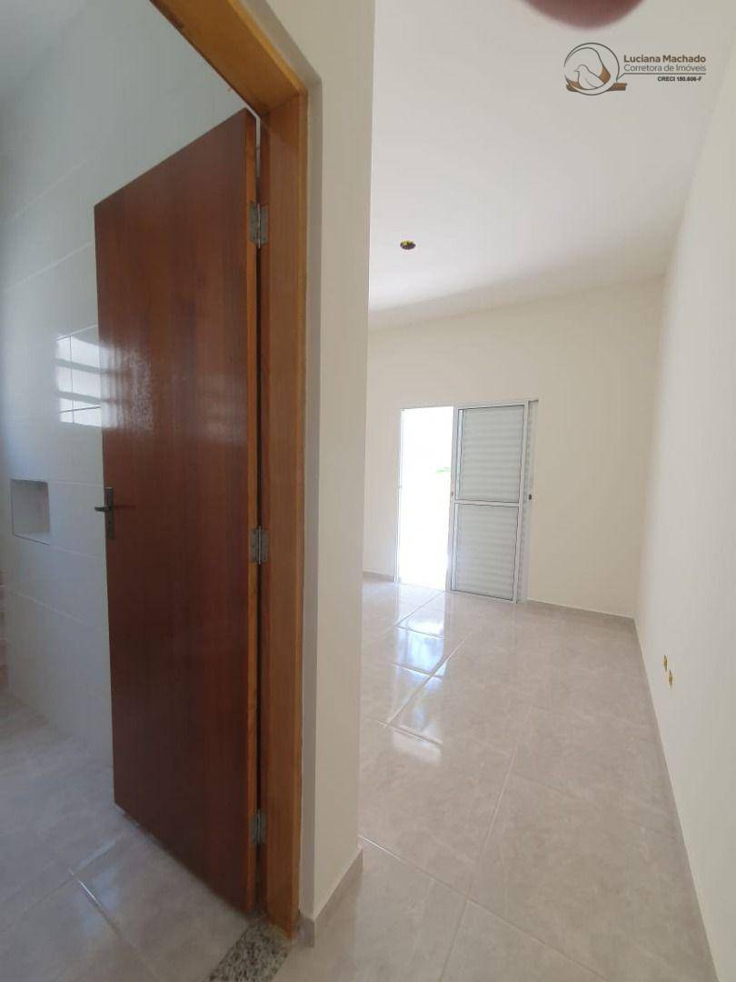 Casa à venda com 2 quartos, 54m² - Foto 12