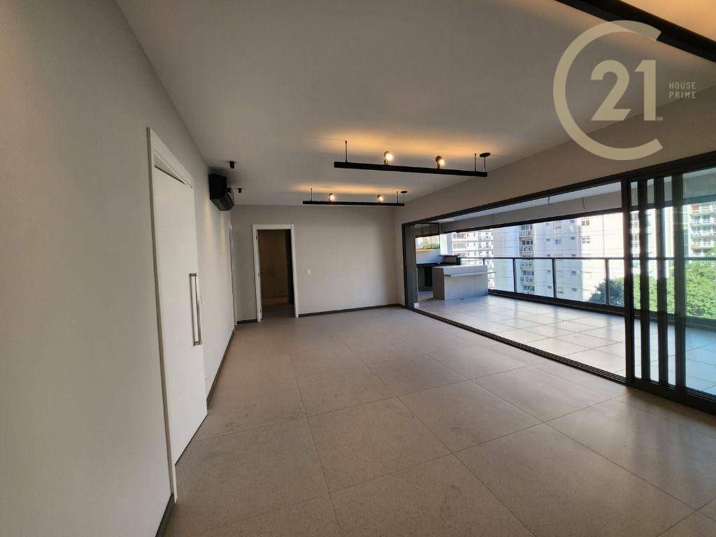 Apartamento à venda com 3 quartos, 162m² - Foto 3