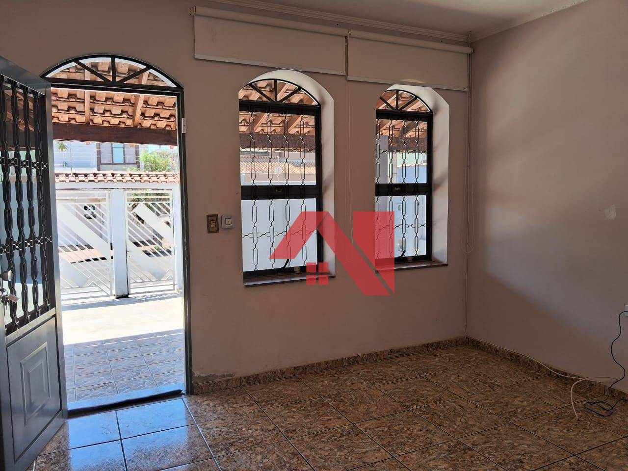 Casa à venda com 3 quartos, 280m² - Foto 7