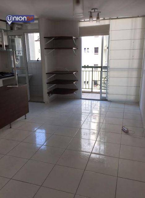 Apartamento à venda com 1 quarto, 60m² - Foto 2