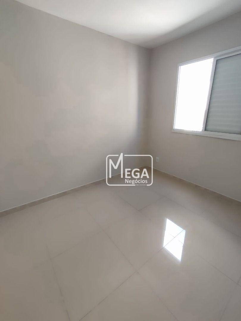 Casa para alugar com 3 quartos, 87m² - Foto 4