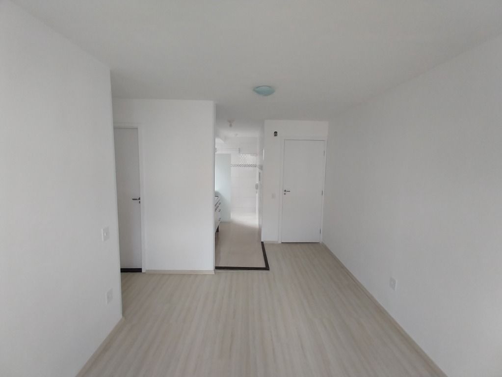 Apartamento para alugar com 2 quartos, 40m² - Foto 6