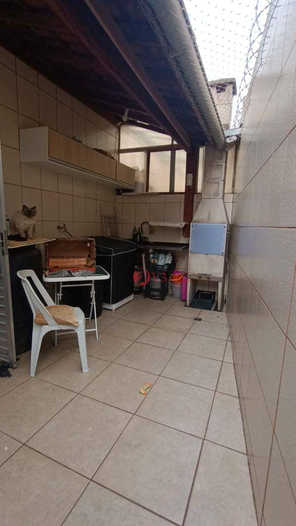 Sobrado à venda com 2 quartos, 60m² - Foto 37