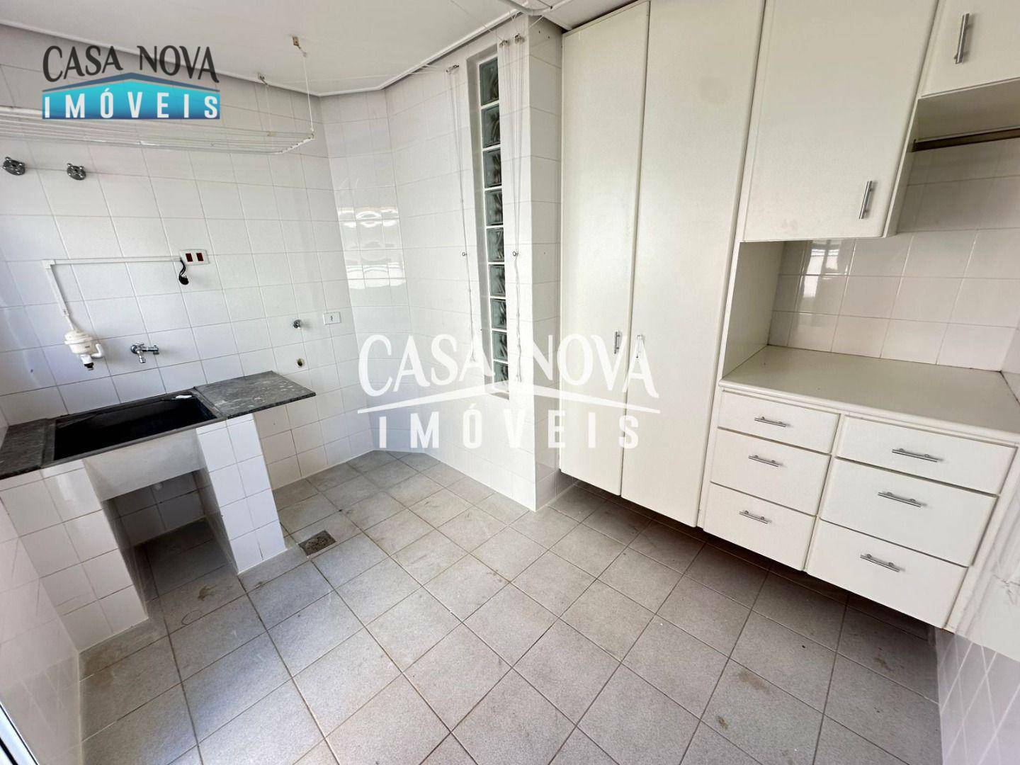 Casa de Condomínio para alugar com 4 quartos, 488m² - Foto 47