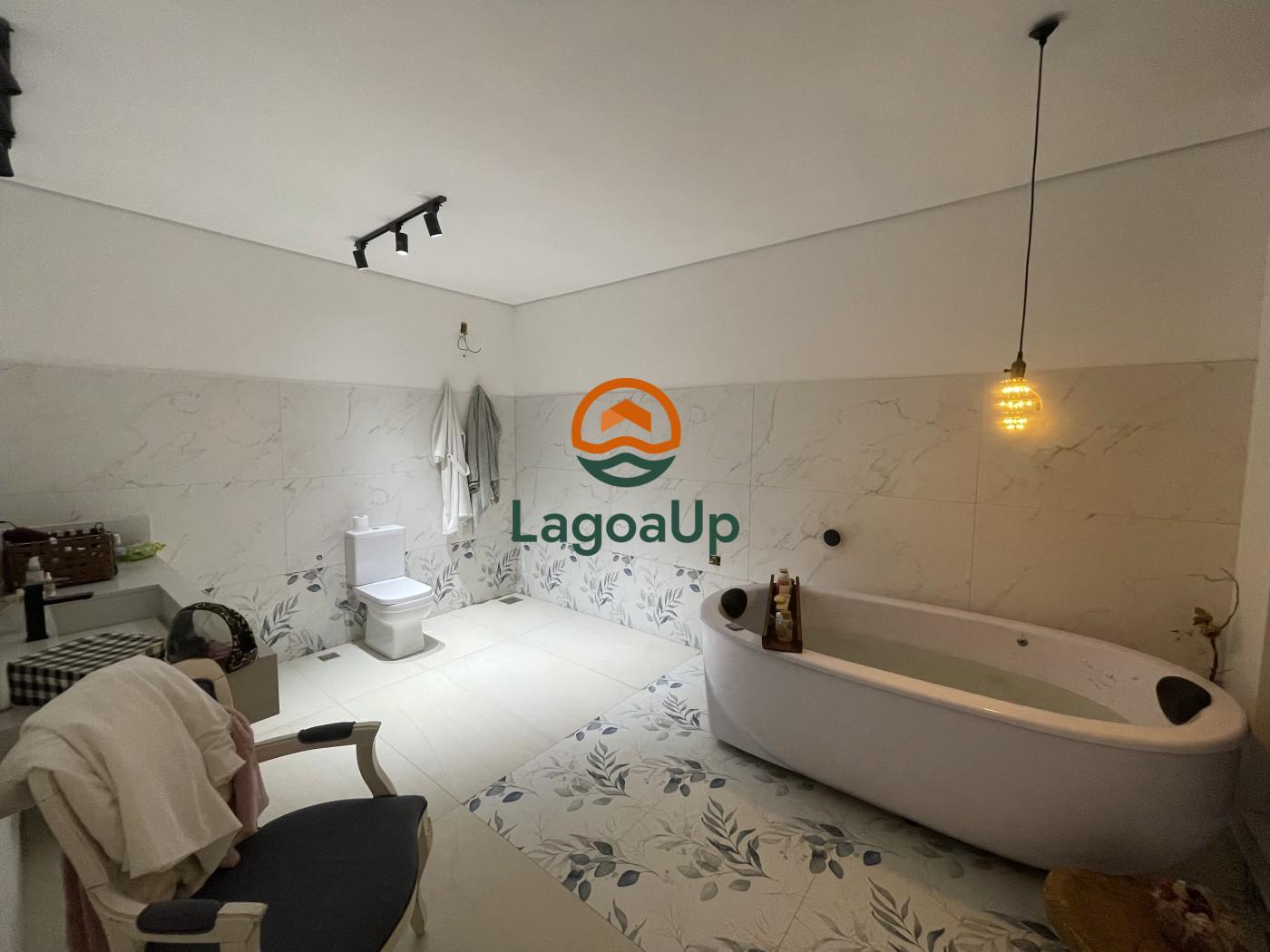 Casa à venda com 4 quartos, 290m² - Foto 18