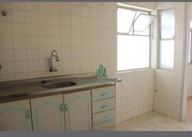 Apartamento à venda com 1 quarto, 60m² - Foto 4