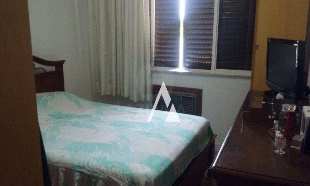 Apartamento à venda com 3 quartos, 106m² - Foto 10