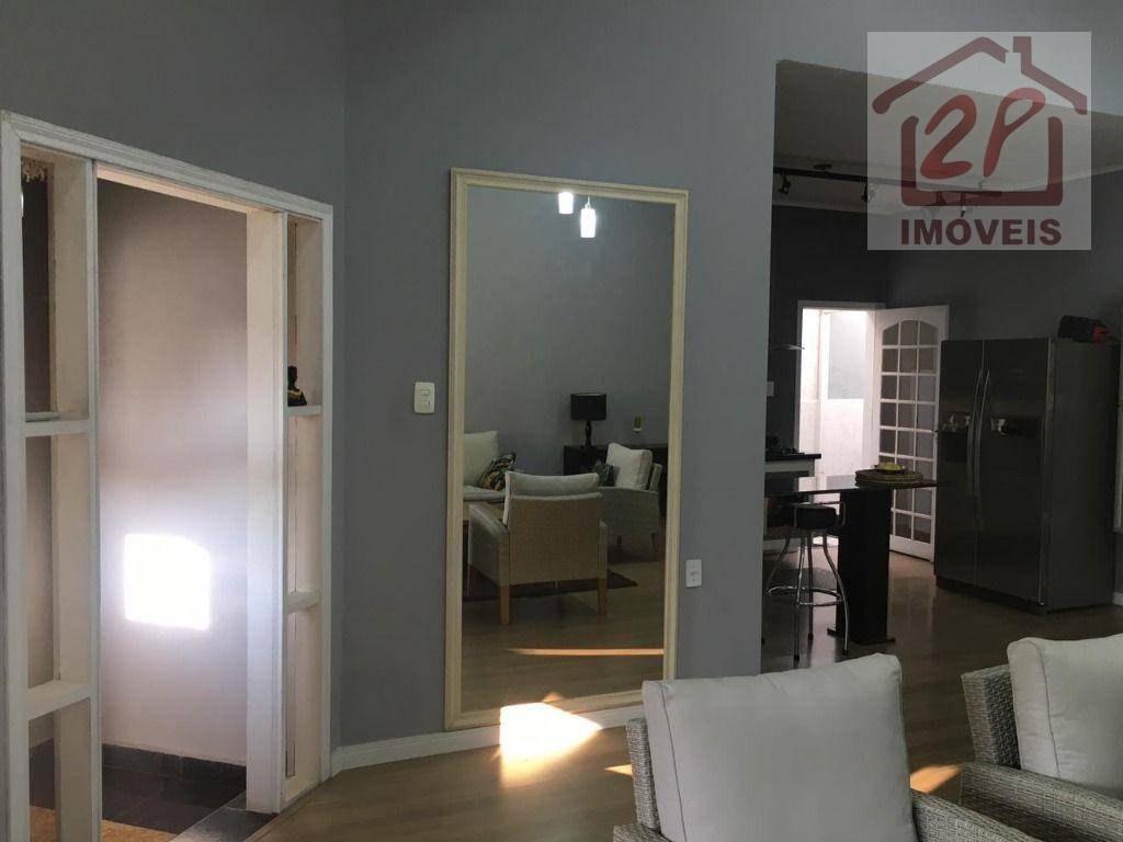 Casa, 3 quartos, 230 m² - Foto 17