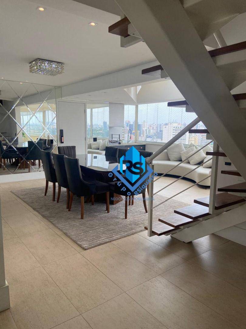 Cobertura, 3 quartos, 228 m² - Foto 2