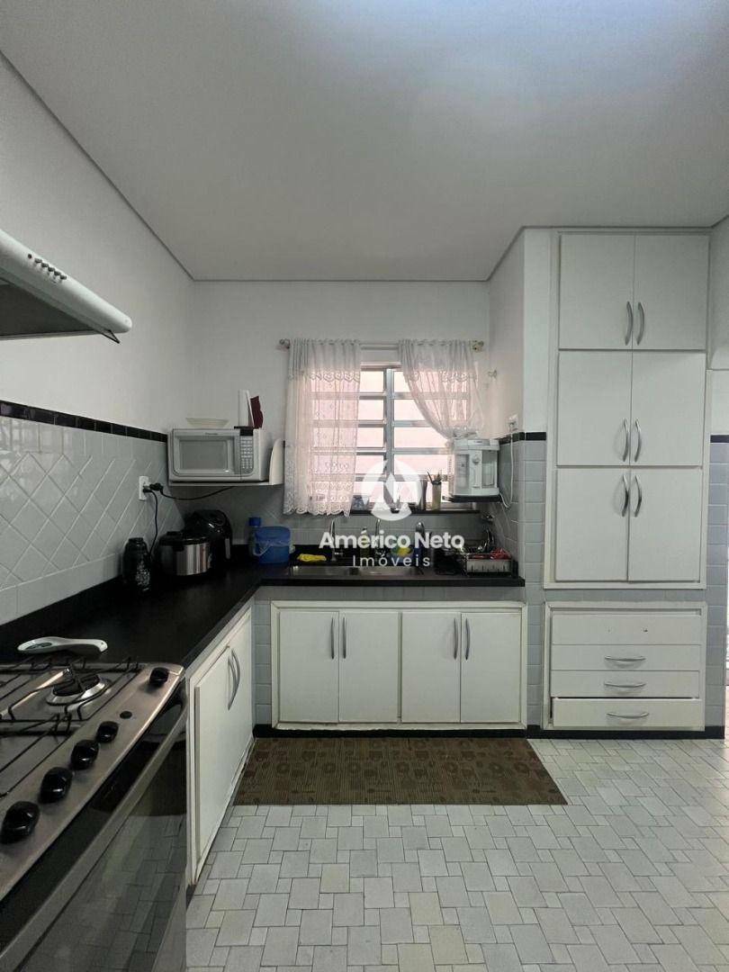 Sobrado à venda com 3 quartos, 175m² - Foto 32