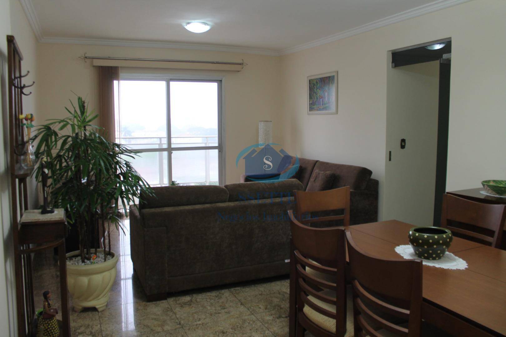 Apartamento à venda com 3 quartos, 98m² - Foto 1