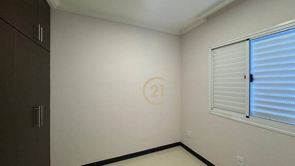 Apartamento para alugar com 3 quartos, 183m² - Foto 8