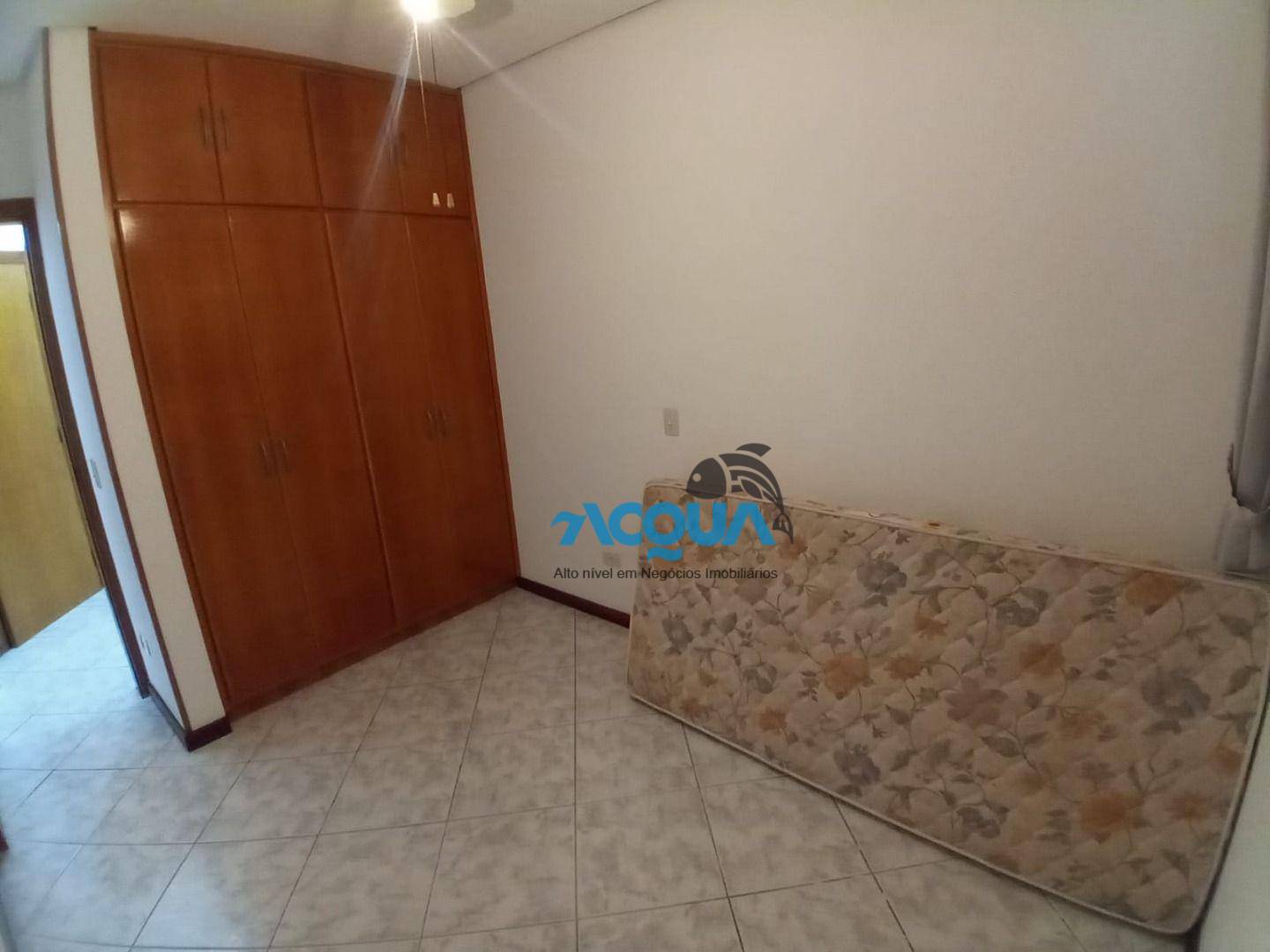 Apartamento à venda com 3 quartos, 115m² - Foto 9