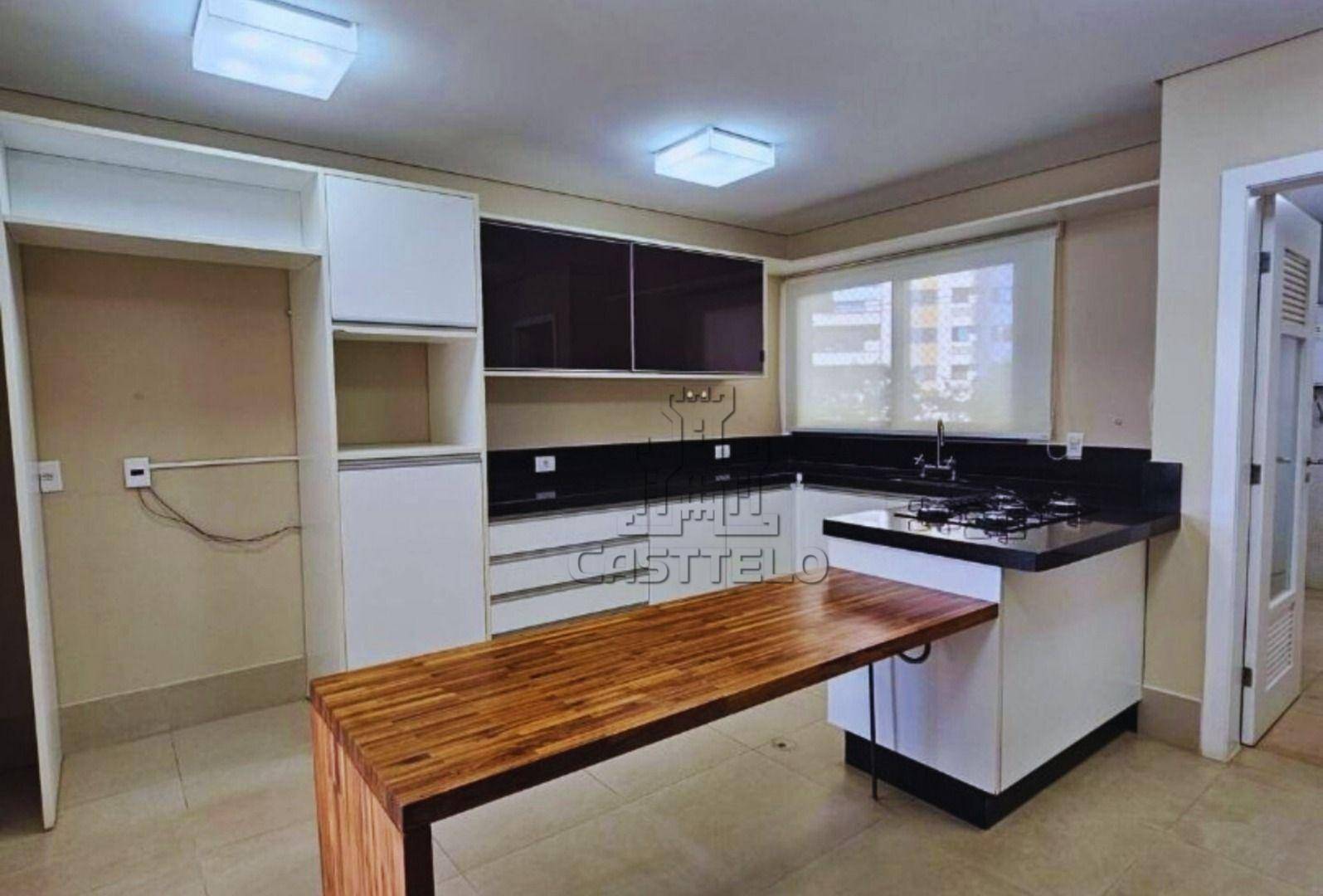 Apartamento, 3 quartos, 186 m² - Foto 1