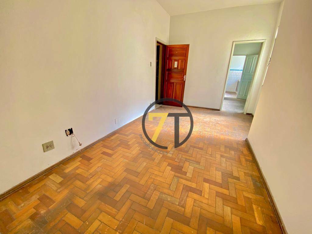 Apartamento à venda com 3 quartos, 84m² - Foto 13