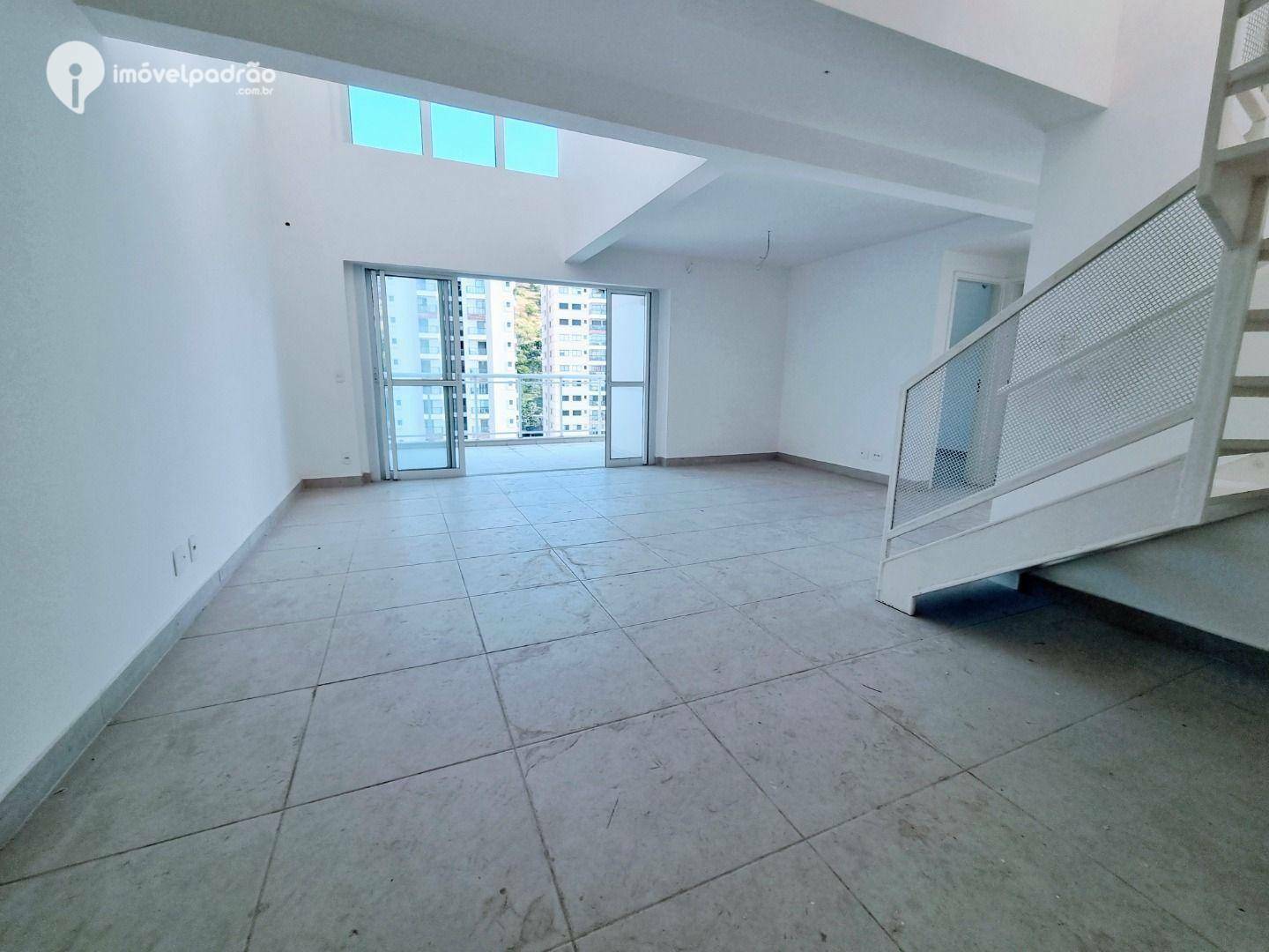 Cobertura à venda e aluguel com 4 quartos, 256m² - Foto 2