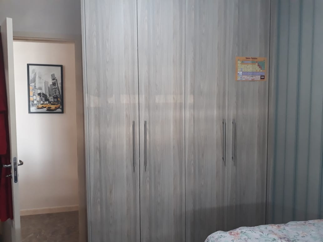 Apartamento à venda com 3 quartos, 83m² - Foto 4