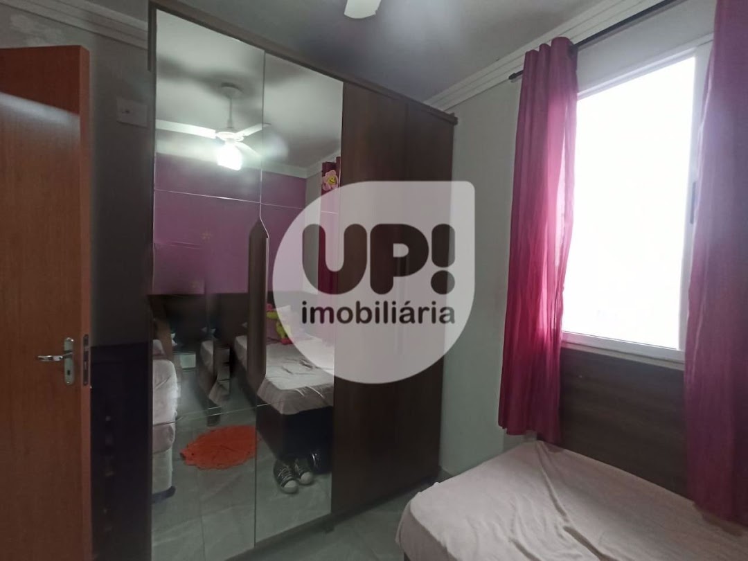 Apartamento à venda com 2 quartos, 47m² - Foto 2