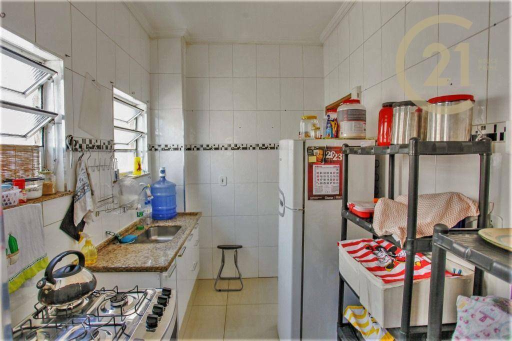 Apartamento à venda com 2 quartos, 64m² - Foto 6