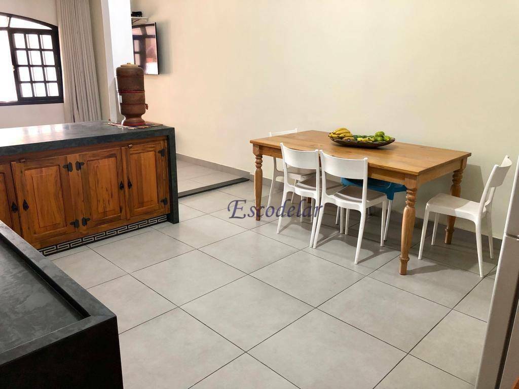 Casa à venda com 2 quartos, 150m² - Foto 9