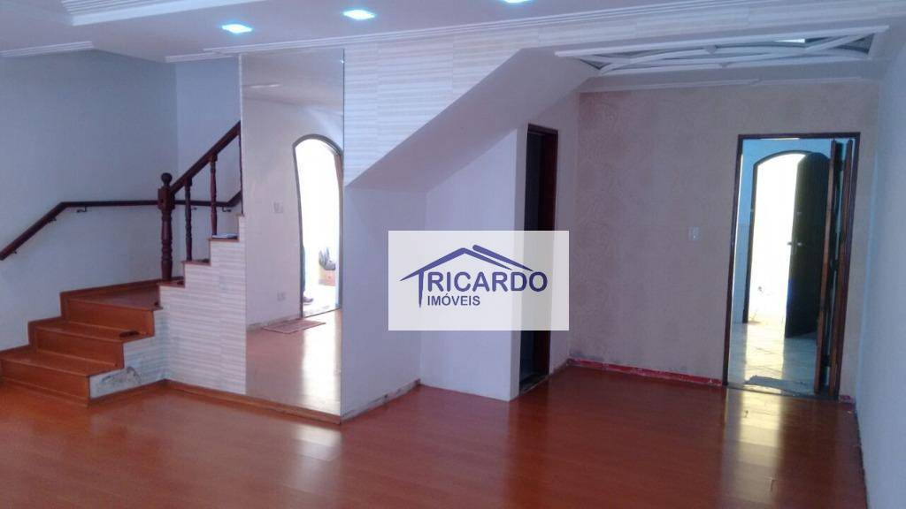 Sobrado à venda com 3 quartos, 263m² - Foto 1