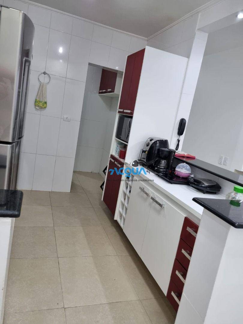 Apartamento à venda com 2 quartos, 70m² - Foto 5