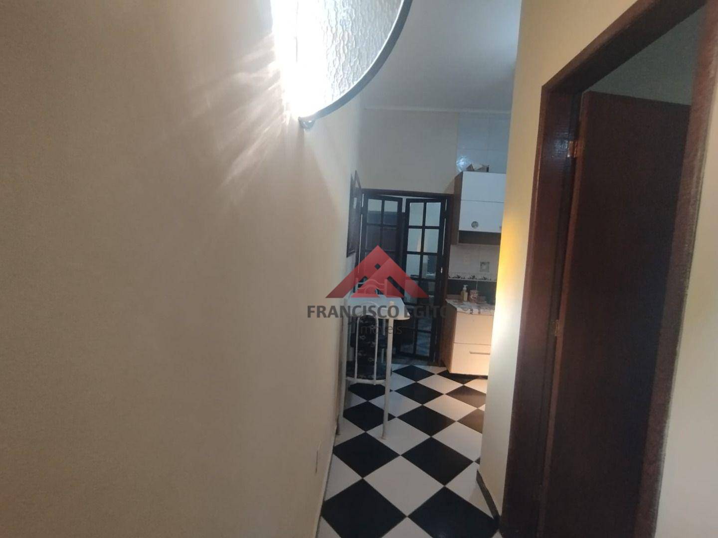 Casa à venda com 4 quartos, 76m² - Foto 16