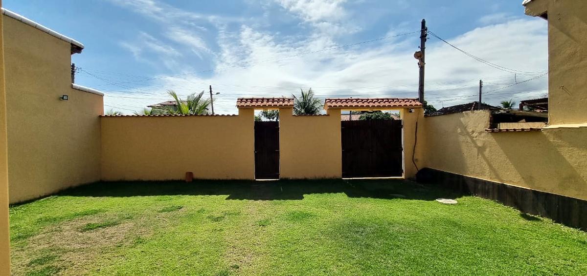 Casa à venda com 4 quartos, 360m² - Foto 2