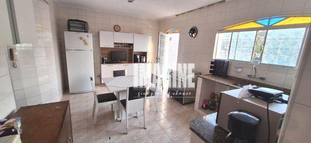 Sobrado à venda com 3 quartos, 310m² - Foto 17