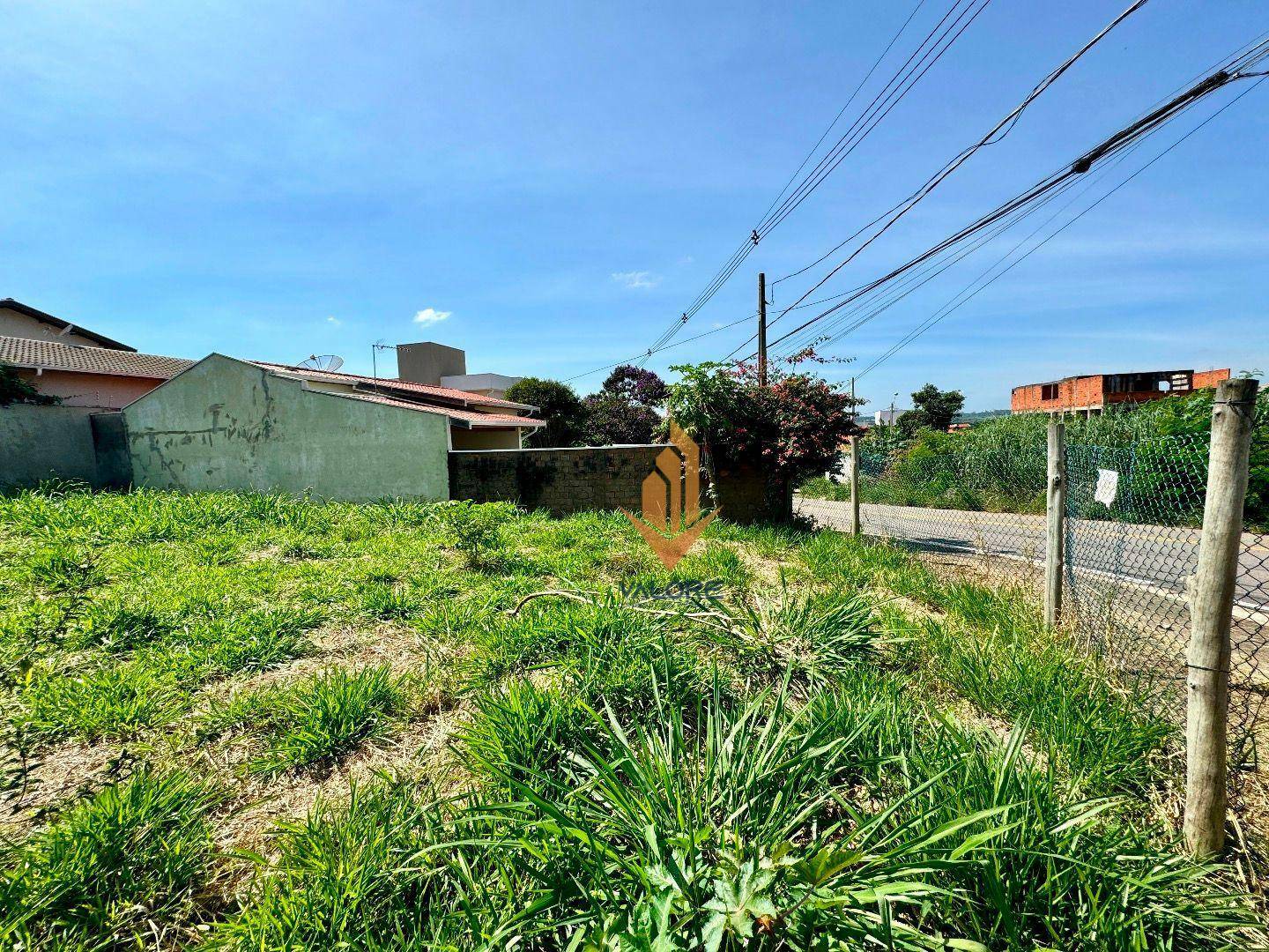 Terreno à venda, 332M2 - Foto 2