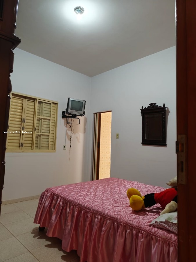 Casa para alugar com 3 quartos, 120m² - Foto 9