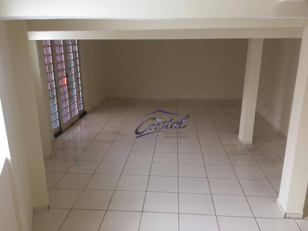 Casa à venda e aluguel com 3 quartos, 180m² - Foto 2