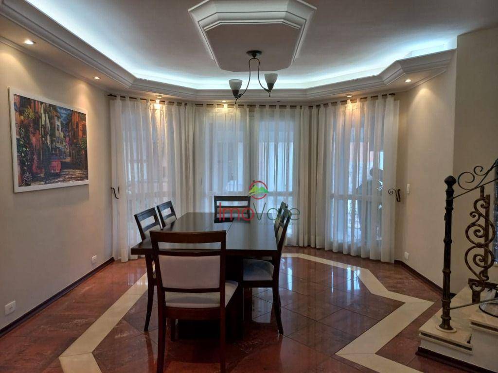 Casa de Condomínio à venda com 4 quartos, 295m² - Foto 10