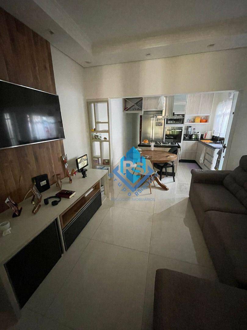 Casa à venda com 2 quartos, 110m² - Foto 2