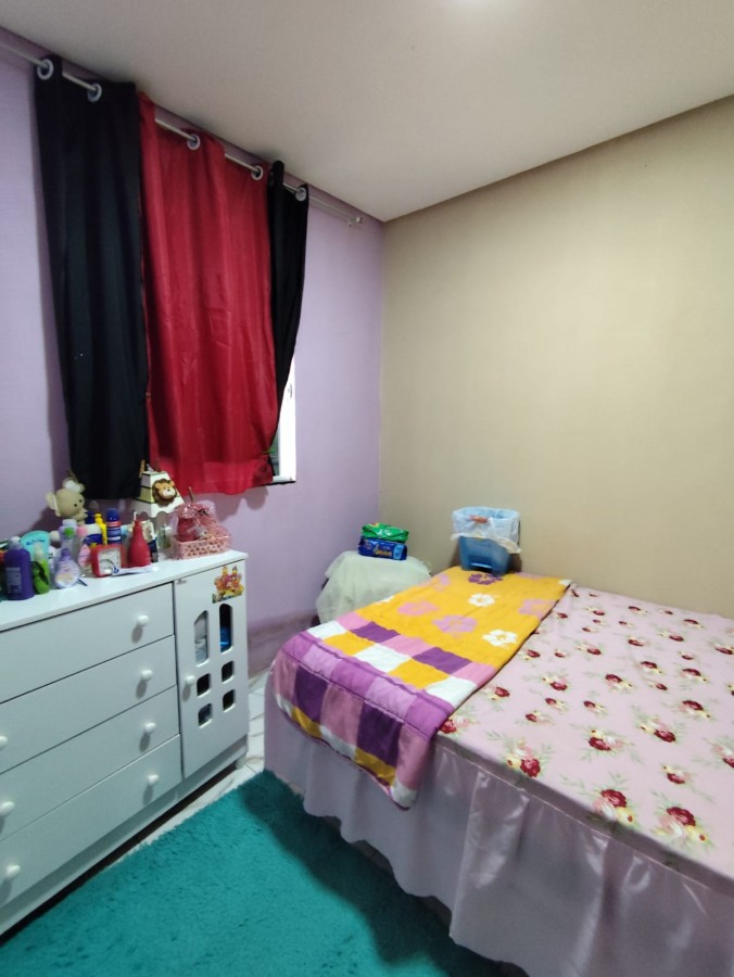 Casa à venda com 8 quartos, 96m² - Foto 16