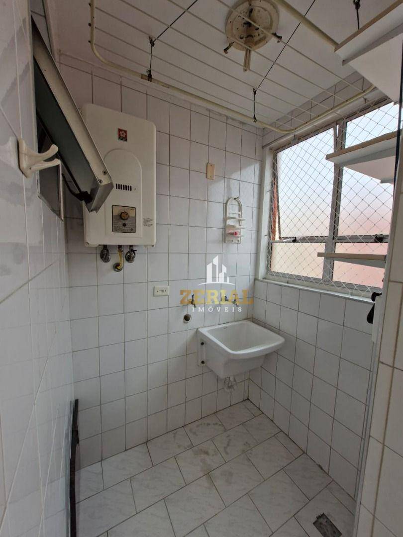 Apartamento para alugar com 2 quartos, 56m² - Foto 12