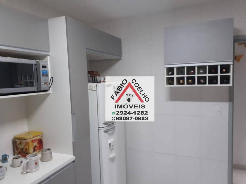 Apartamento à venda com 3 quartos, 84m² - Foto 19