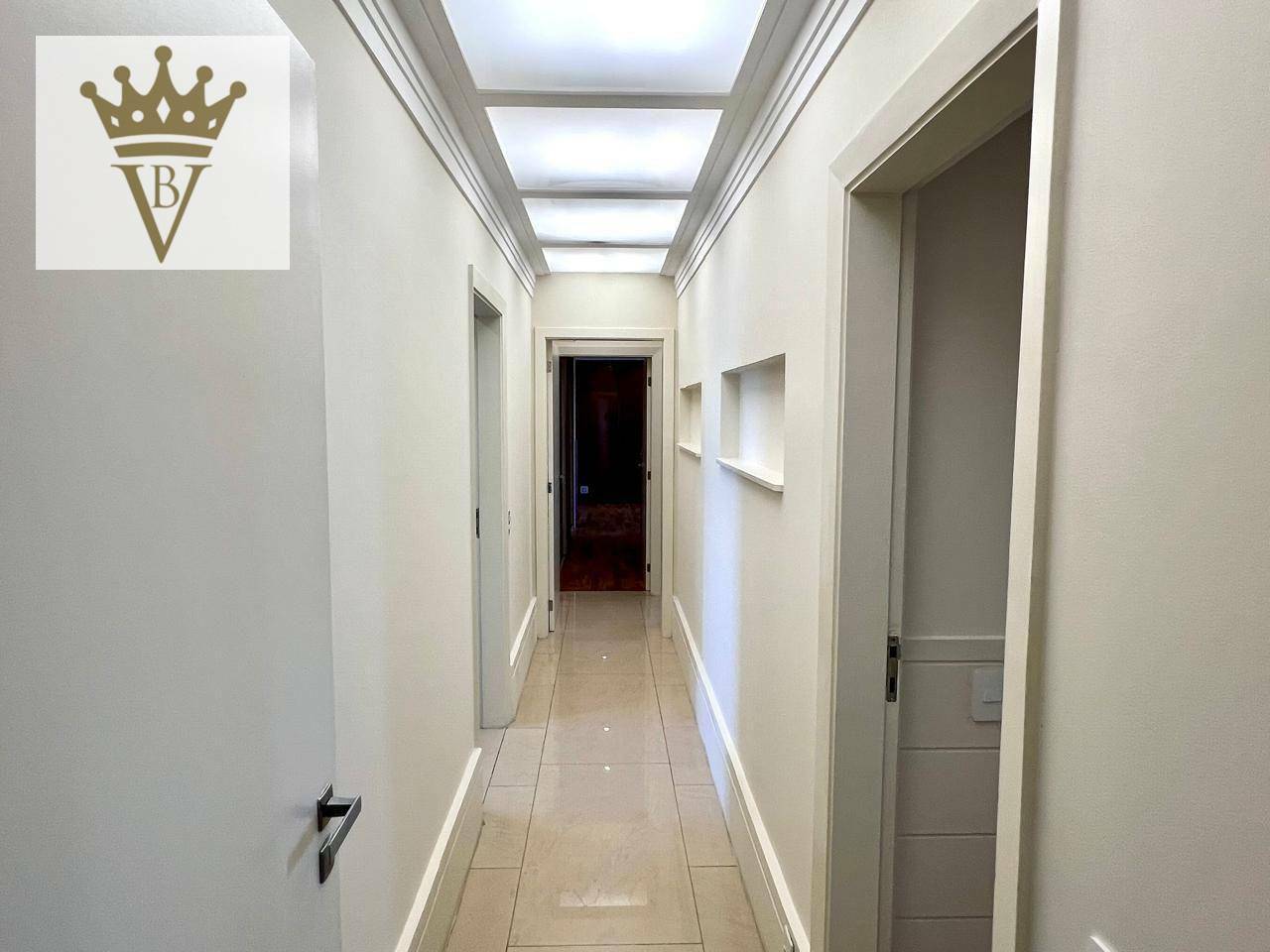 Apartamento para alugar com 3 quartos, 222m² - Foto 7