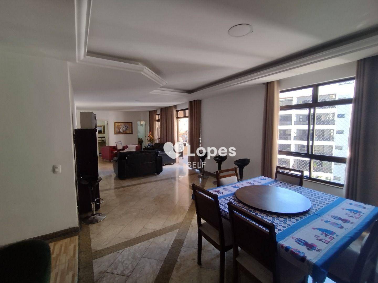 Apartamento à venda com 4 quartos, 280m² - Foto 3