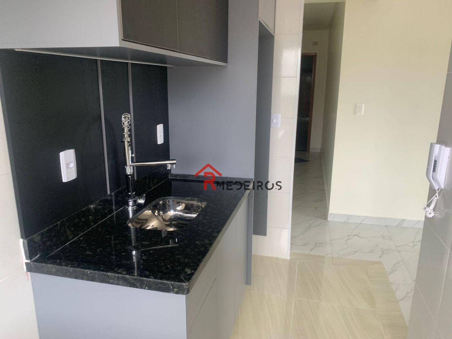 Apartamento à venda com 1 quarto, 50m² - Foto 6