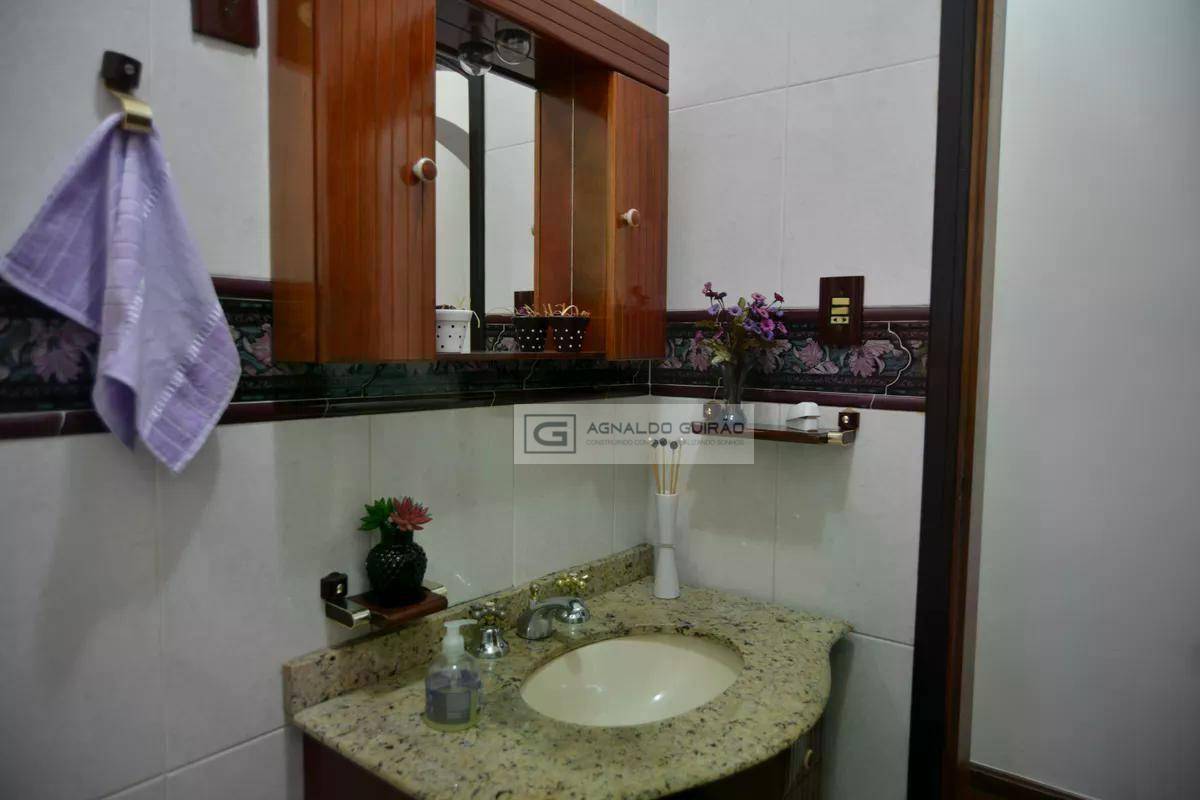 Sobrado à venda com 4 quartos, 390m² - Foto 6