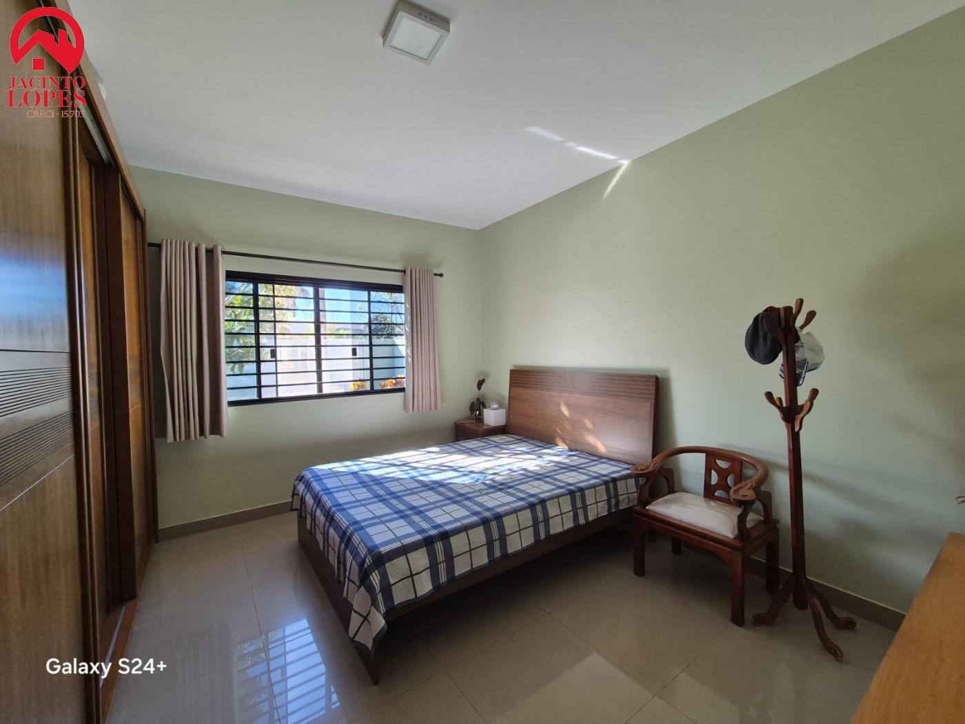 Casa à venda com 3 quartos, 200m² - Foto 9