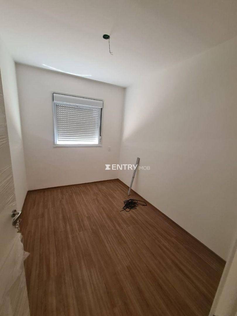 Apartamento à venda com 2 quartos, 47m² - Foto 3