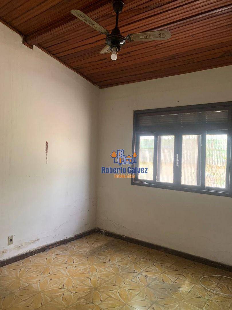 Casa à venda com 3 quartos, 181m² - Foto 8