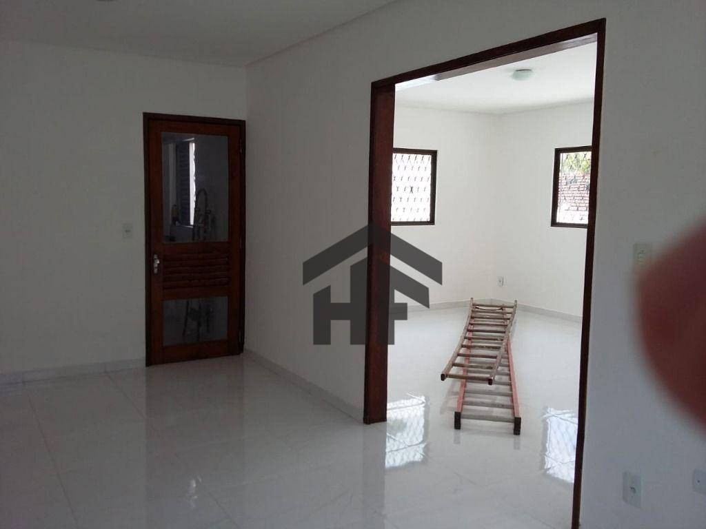 Casa à venda com 3 quartos, 180m² - Foto 12