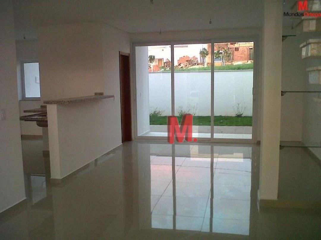 Casa de Condomínio à venda com 3 quartos, 160m² - Foto 3