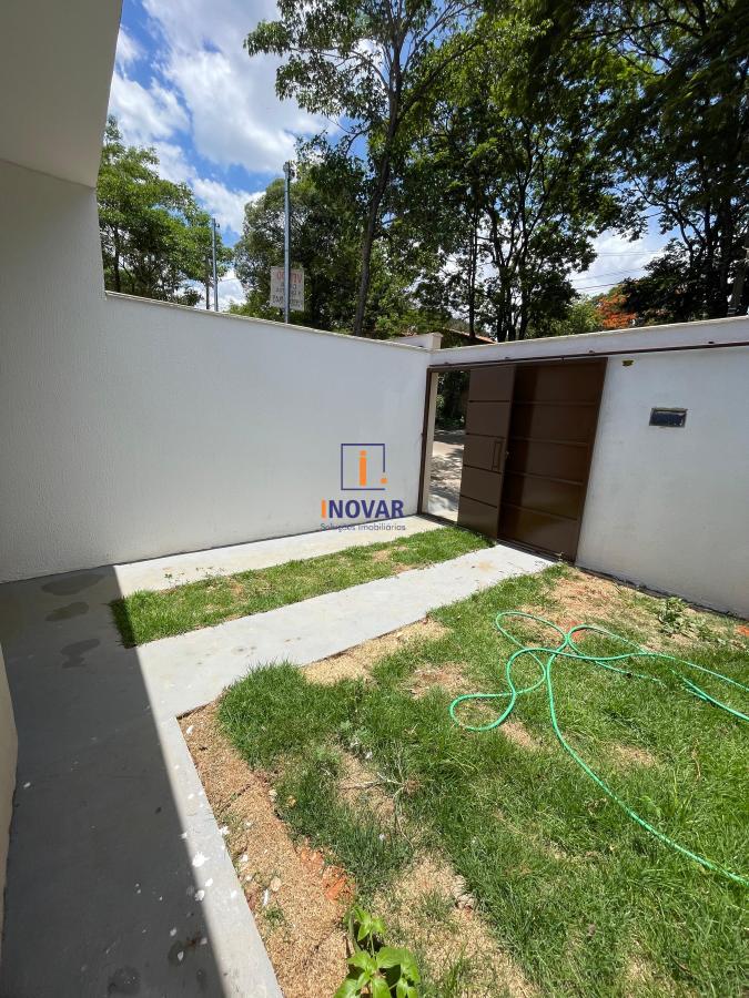 Casa à venda com 3 quartos, 150m² - Foto 4