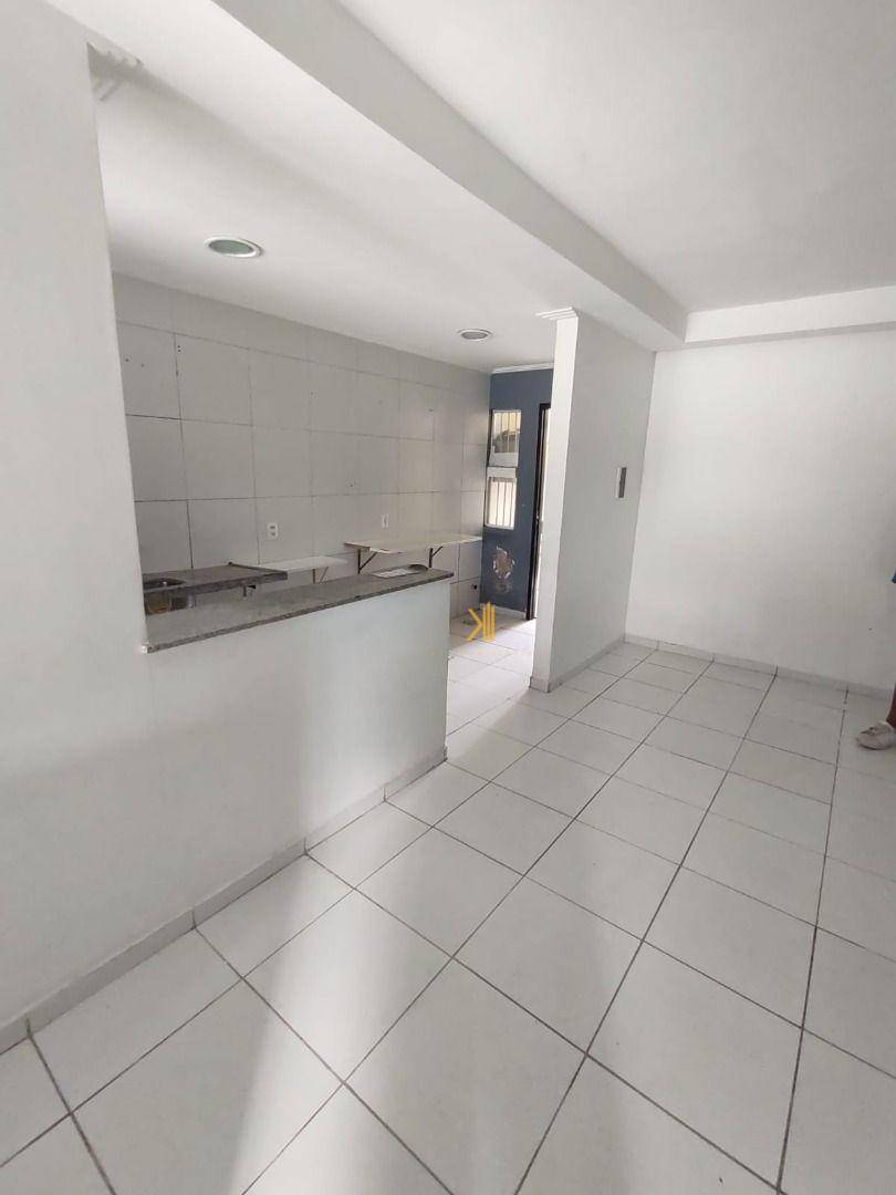 Casa à venda com 2 quartos, 150M2 - Foto 4